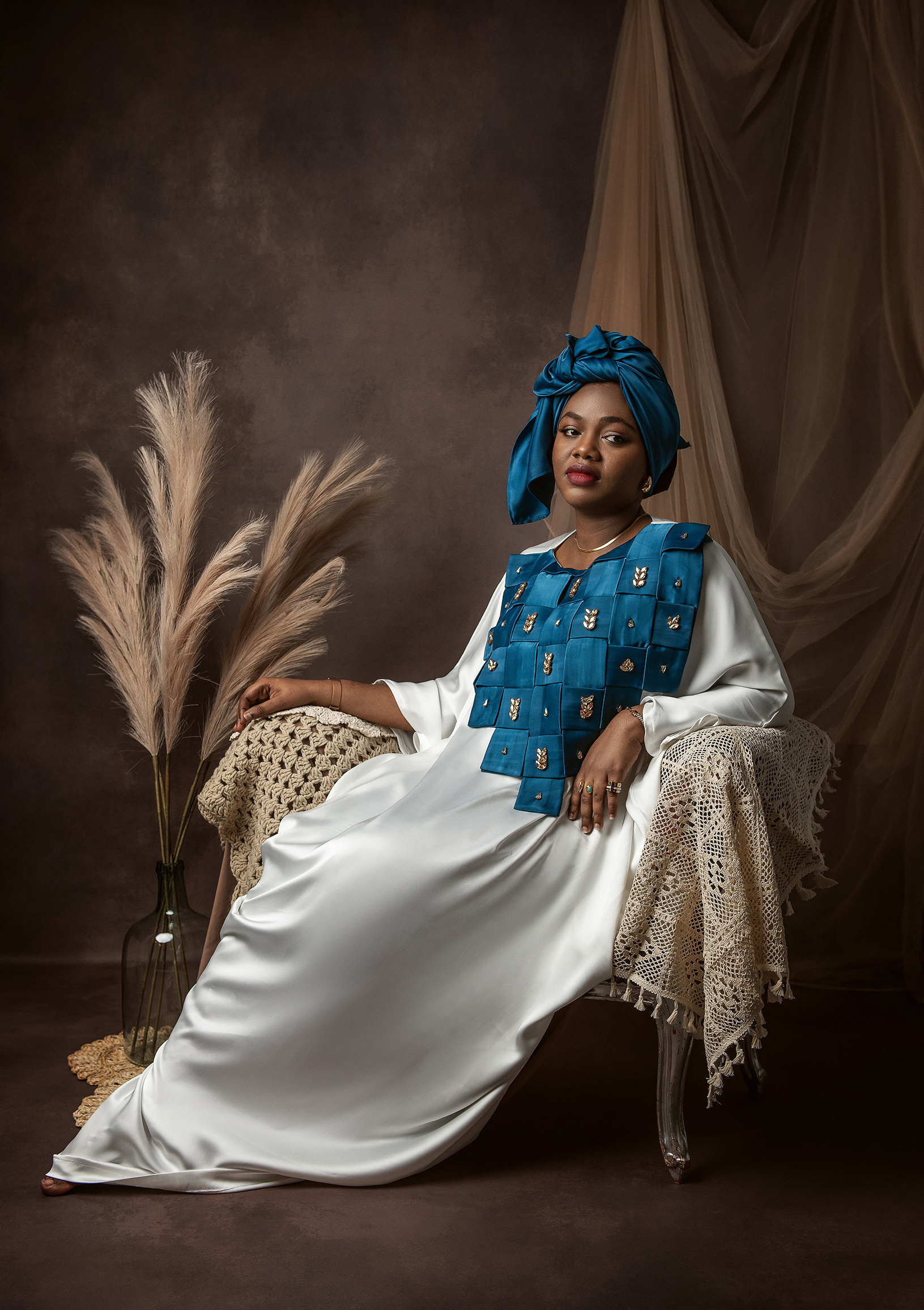 STUDIO MINI MATERNITY PHOTO SESSION